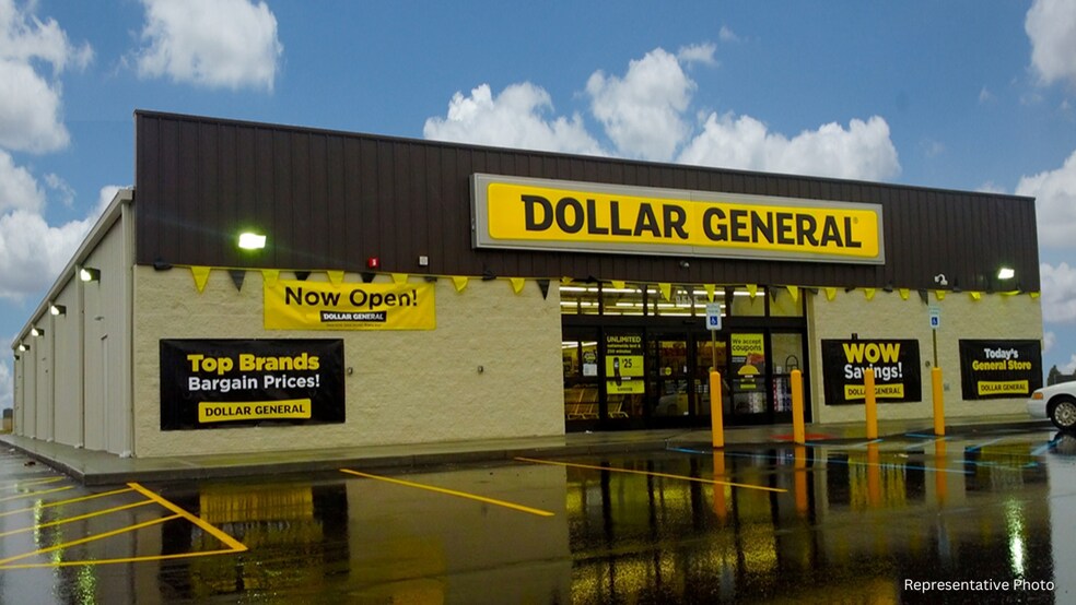 Primary Photo Of 25565 Hwy 105 E, Cleveland Freestanding For Sale