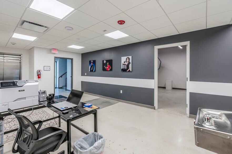 More Photos Of 1014 N Dixie Hwy, Lake Worth Beach Loft Creative Space For Sale