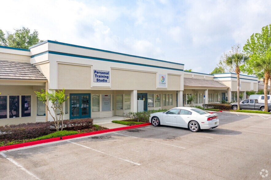 More Photos Of 110-210 Wilshire Blvd, Casselberry Office For Lease