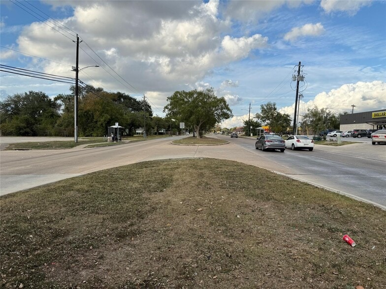 More Photos Of 9631 Scott st, Houston Land For Sale
