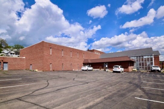More Photos Of 400 Boyd St, De Soto Religious Facility For Sale