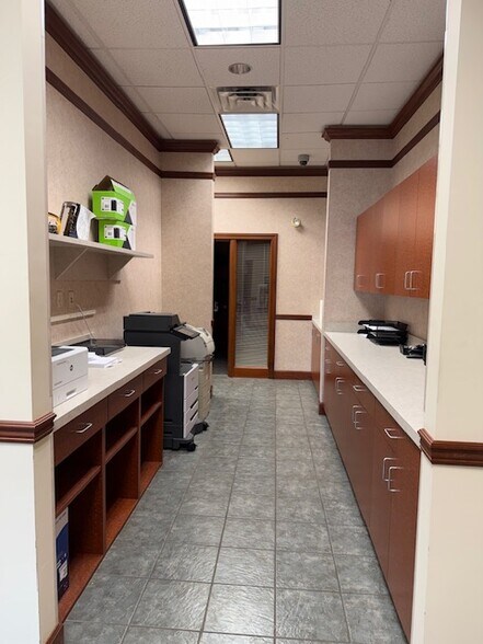 More Photos Of 8026 US Route 60, Barboursville Office For Sale