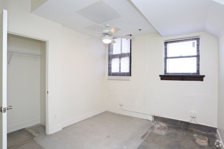 More Photos Of 615 Ferry St, Lafayette Apartments For Sale