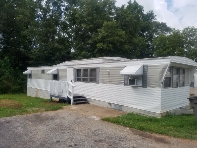 807 Edgemont Ave, Greenville, SC 29617 Manufactured Housing Mobile