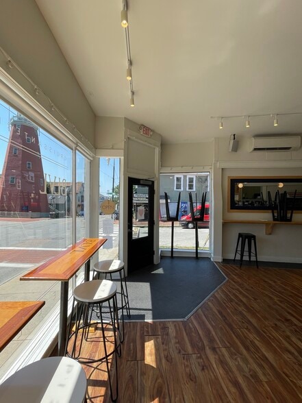 More Photos Of 1 North St, Portland Apartments For Lease