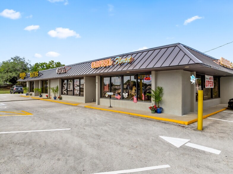 More Photos Of 984 Rockledge Blvd, Rockledge General Retail For Sale