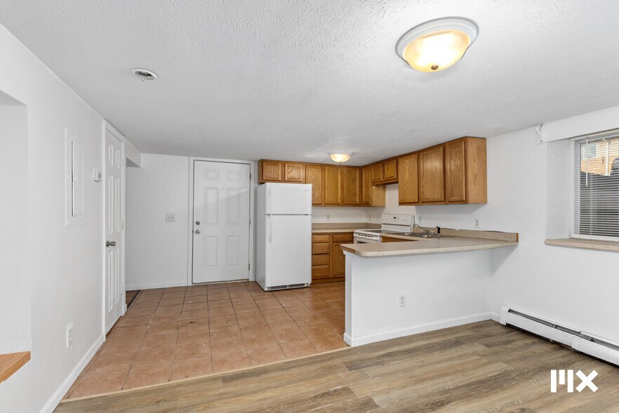 More Photos Of 1731-1733 Oak St, Niles Apartments For Sale
