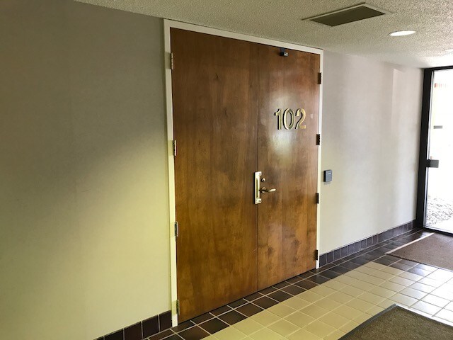 More Photos Of 6100 Chevy Chase Dr, Laurel Office For Lease