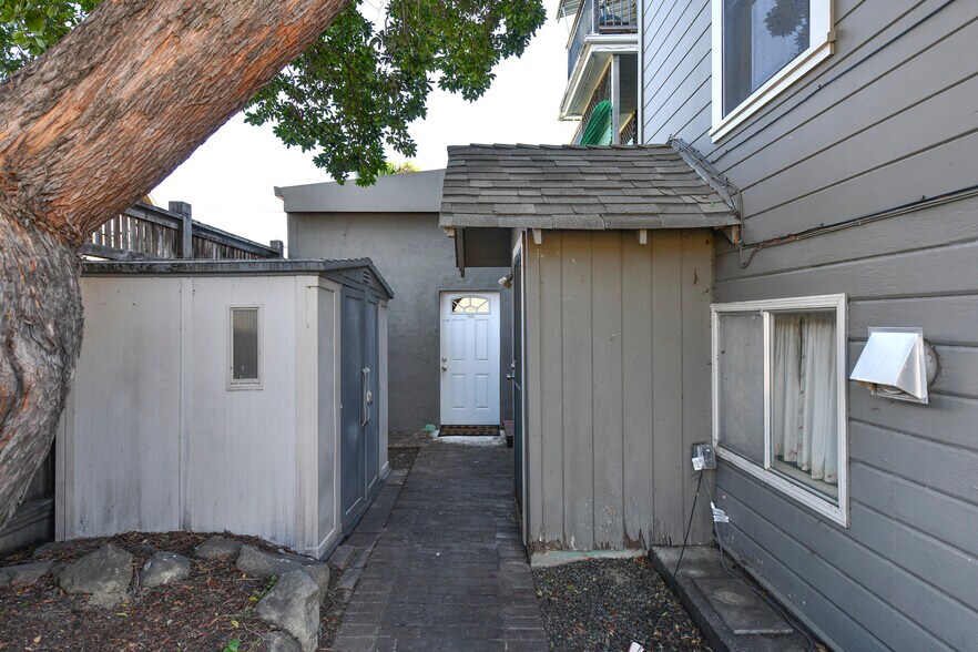 More Photos Of 1519 Main St, Napa Storefront Retail Residential For Sale
