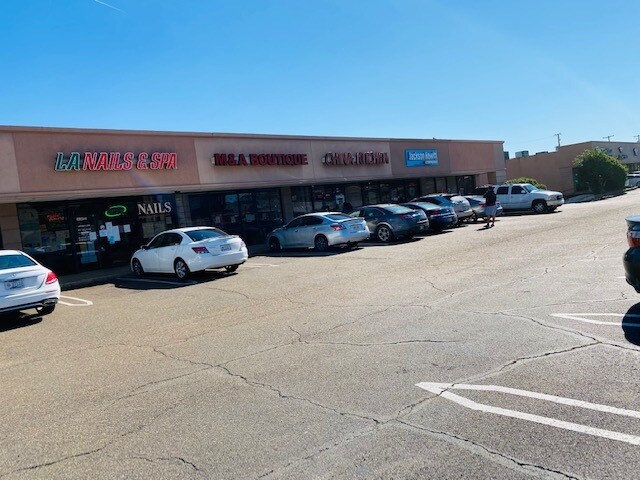 More Photos Of 1410-1444 Ellis Ave, Jackson General Retail For Sale