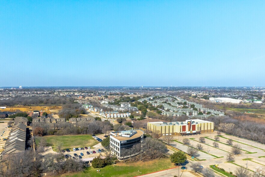 More Photos Of 417 Oakbend Dr, Lewisville Office For Lease