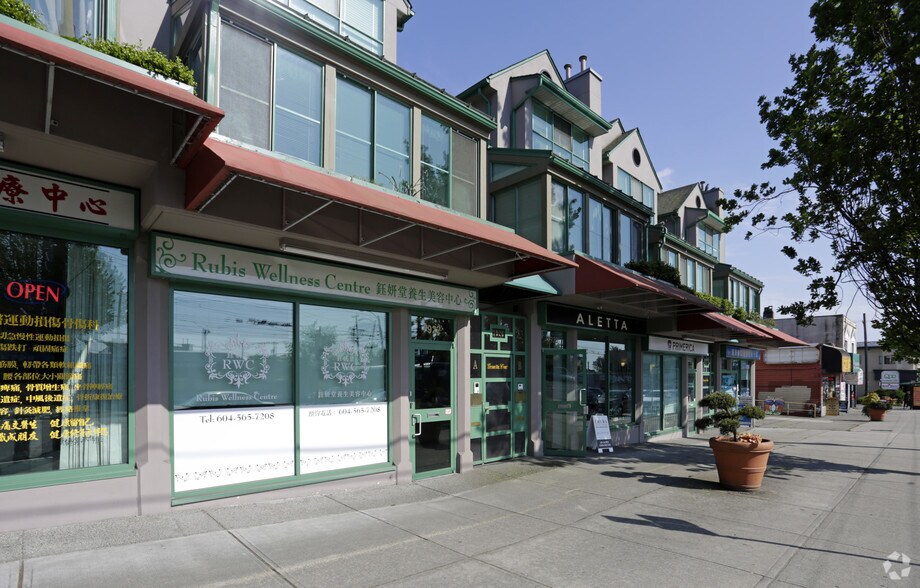 More Photos Of 7902-7938 Granville St, Vancouver Storefront Retail Residential For Lease