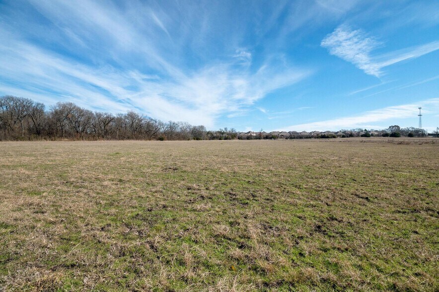 More Photos Of 5285 CR 277, Melissa Land For Sale