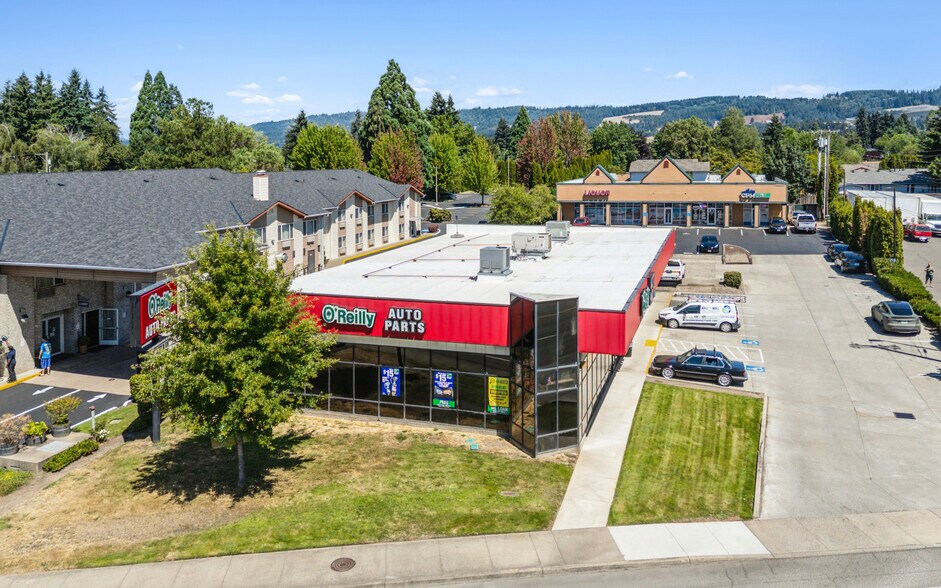 More Photos Of 2301 E Portland Rd, Newberg Freestanding For Sale