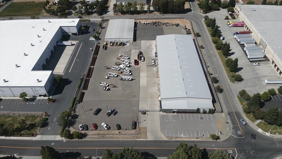 More Photos Of 1111 Green Island Rd, American Canyon Warehouse For Lease
