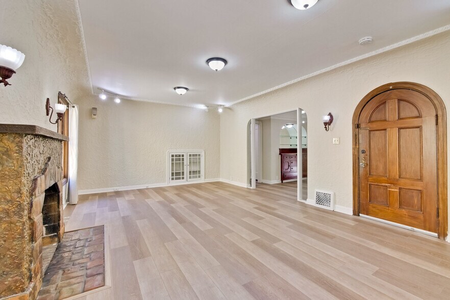 More Photos Of 1044 Lincoln Ave, San Jose Medical For Sale
