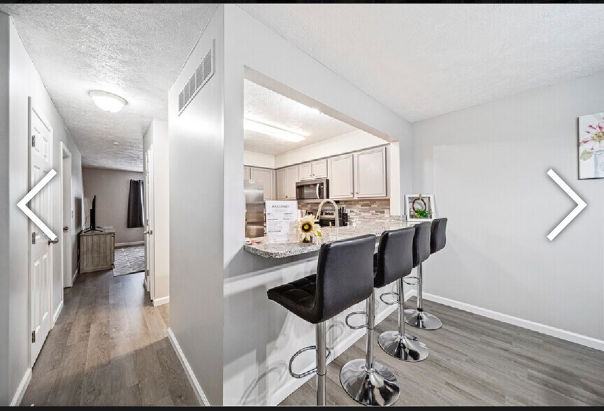 More Photos Of 6037 Lake Rd W, Ashtabula Apartments For Sale