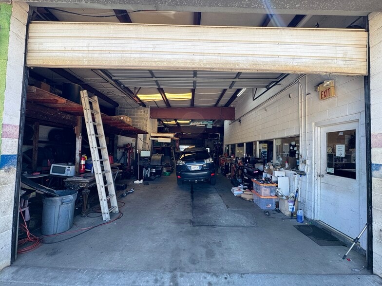 More Photos Of 4050 Lawrenceville Hwy NW, Lilburn Auto Repair For Sale