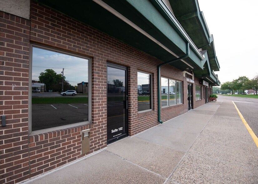 More Photos Of 3600 Lexington Ave N, Shoreview Freestanding For Lease