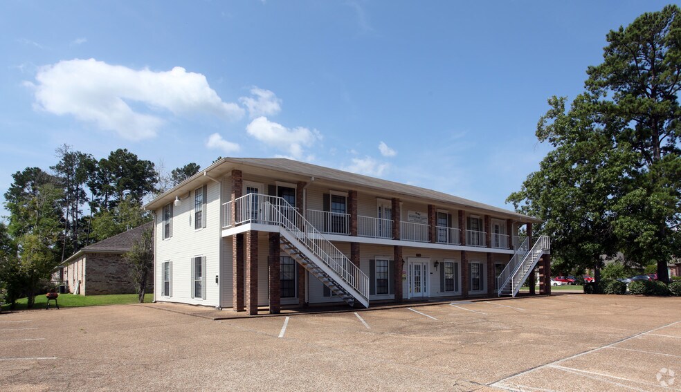 More Photos Of 215 Woodline Dr, Flowood Office For Lease