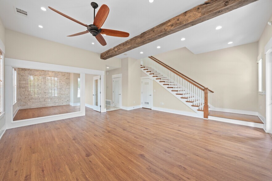 More Photos Of 1206 Hart St, Georgetown Specialty For Sale