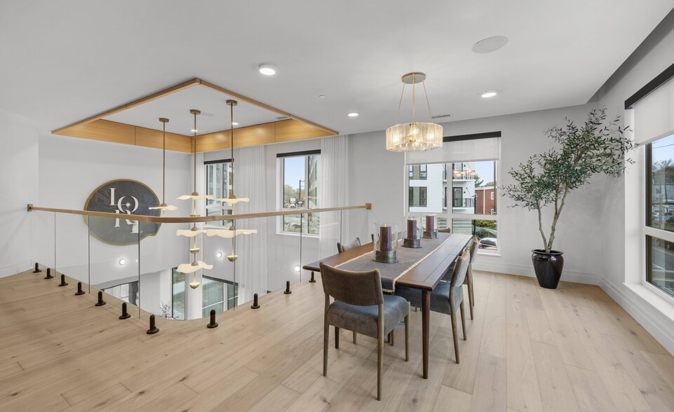 More Photos Of 266 Canal St, Salem Apartments For Lease