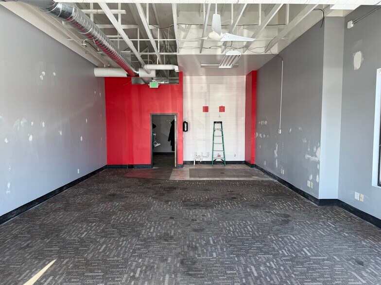 More Photos Of 10865 Maple Ln, Saint John General Retail For Lease