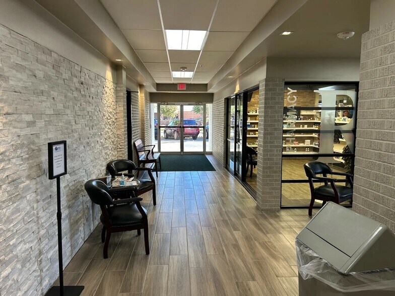 More Photos Of 900 N Porter Ave, Norman Medical For Lease