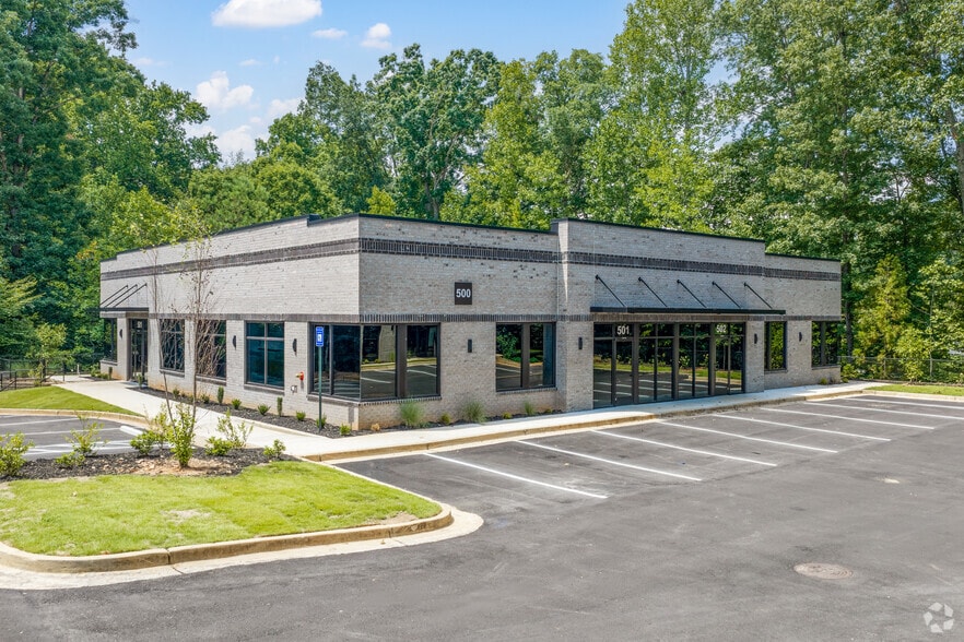 More Photos Of 1300 Upper Hembree Rd, Roswell Unknown For Lease