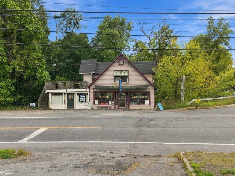 More Photos Of 5059 US Highway 209, Accord Storefront Retail Residential For Sale