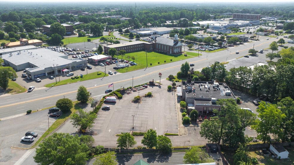 More Photos Of 8205 W Broad St, Richmond Land For Sale