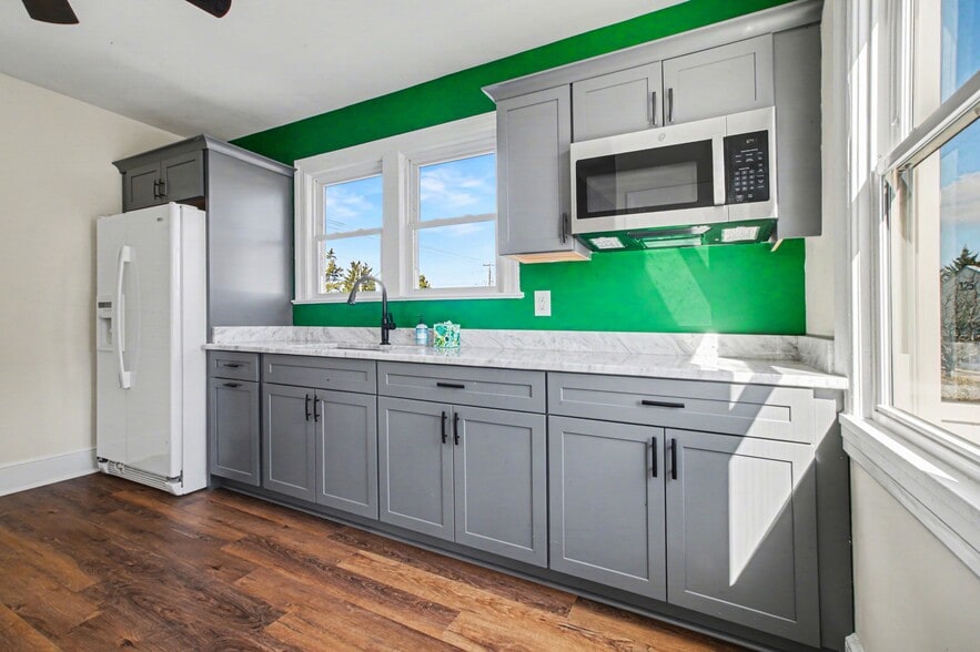 More Photos Of 2603 Lafayette Blvd, Fredericksburg General Retail For Lease