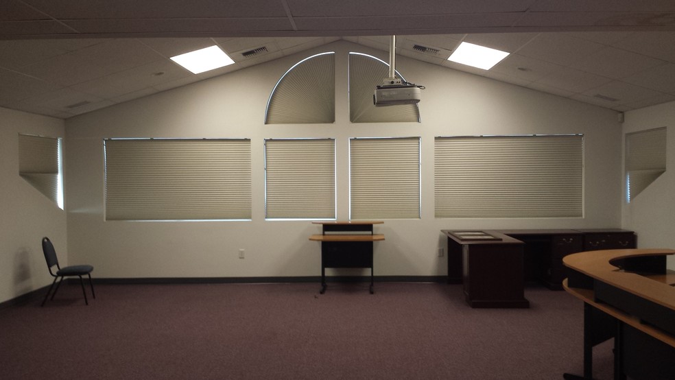 More Photos Of 12306 SE Mill Plain Blvd, Vancouver Office For Lease