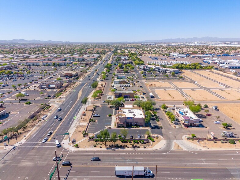 More Photos Of 7510 W Lower Buckeye Rd, Phoenix Freestanding For Lease