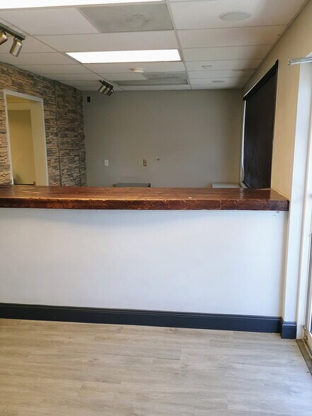 More Photos Of 101-109 Lake Davenport Blvd, Davenport Medical For Lease