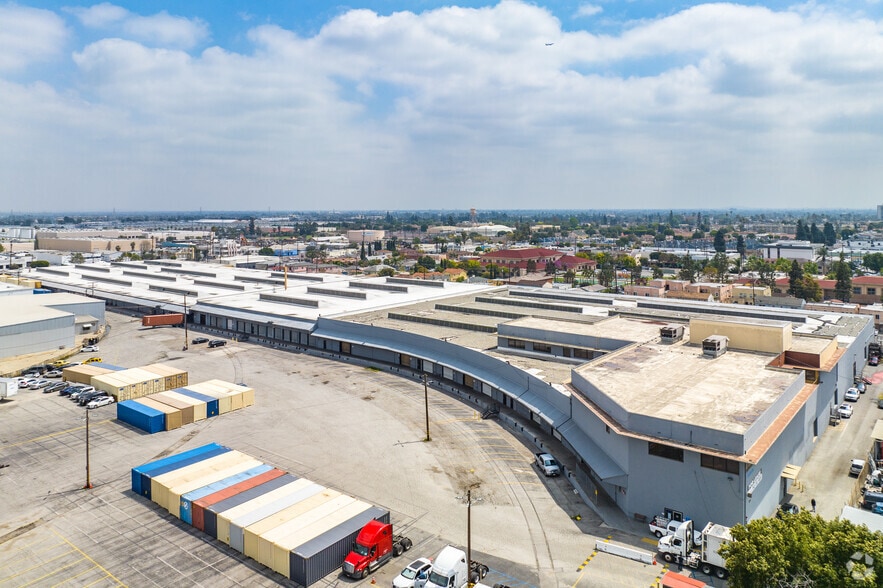 More Photos Of 5525 S Soto St, Vernon Warehouse For Lease