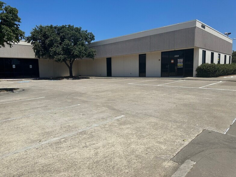 More Photos Of 4563 W Walnut St, Garland Storefront Retail Office For Lease