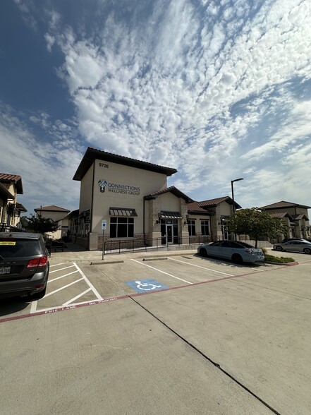 Primary Photo Of 1620 FM 544, Lewisville Medical For Sale