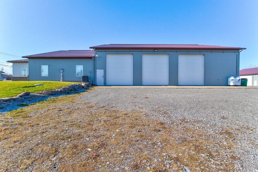 More Photos Of 5773 E Main Street Rd, Batavia Warehouse For Lease