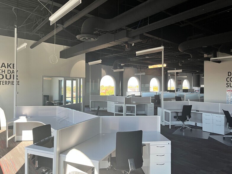 More Photos Of 1444 S Entertainment Ave, Boise Office For Lease