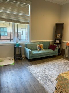 More Photos Of 10224 Hickorywood Hill Ave, Huntersville Office For Sale