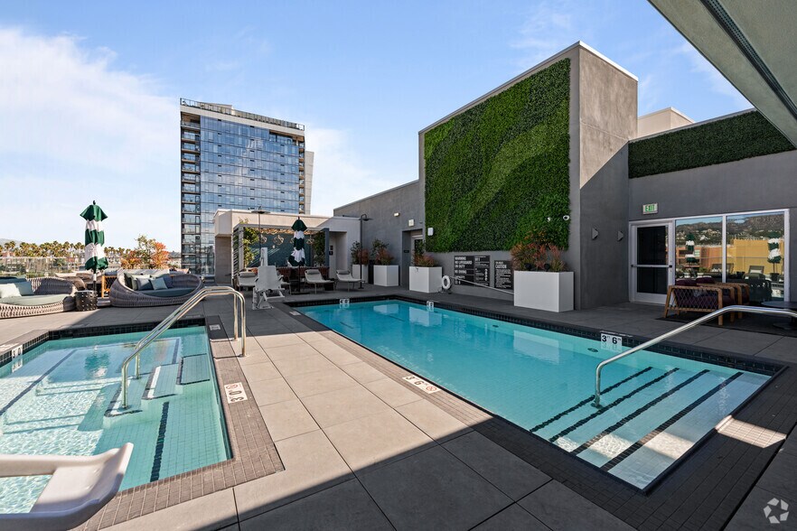 More Photos Of 6220 Selma Ave, Los Angeles Apartments For Lease