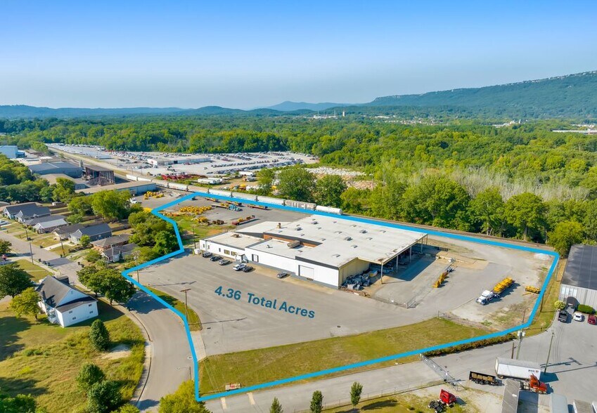 More Photos Of 2555 Cannon Ave, Chattanooga Manufacturing For Lease