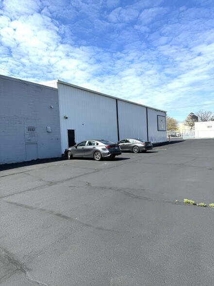 More Photos Of 145 Hamilton St, New Haven Manufacturing For Sale