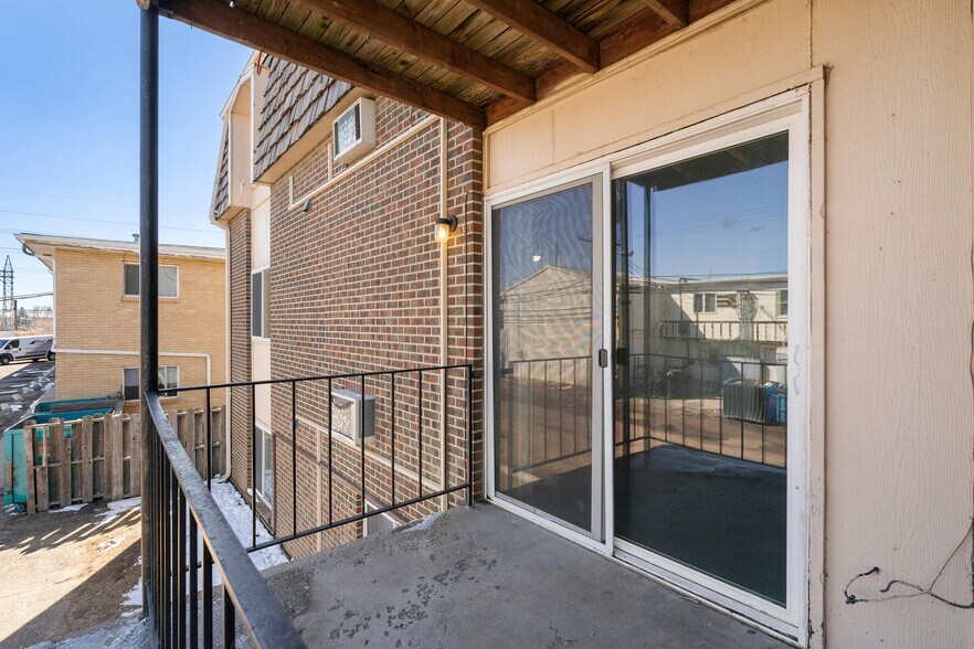 More Photos Of 2435-2459 W 11th St, Greeley Apartments For Sale