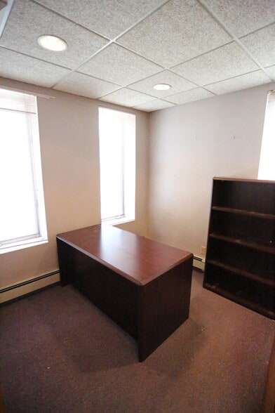 More Photos Of 117 70th St, Brooklyn Office Residential For Lease