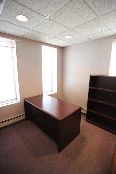 More Photos Of 117 70th St, Brooklyn Office Residential For Lease