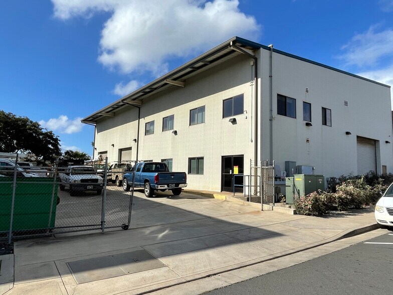 More Photos Of 360 E Uahi Way, Wailuku Warehouse For Sale