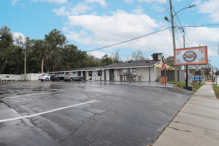 Primary Photo Of 12169 S Williams St, Dunnellon Restaurant For Sale