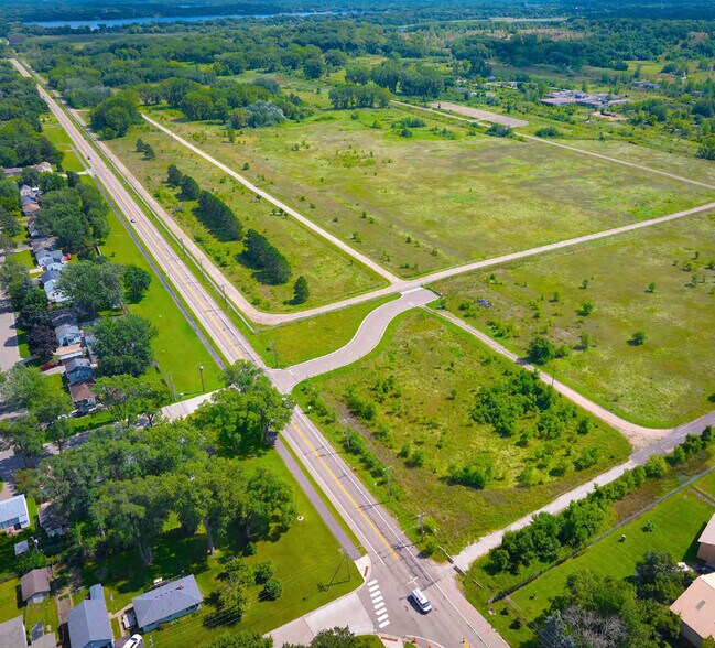 More Photos Of Apex Park, Arden Hills Unknown For Lease